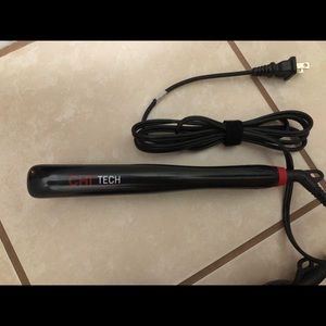 Chi travel straightener
